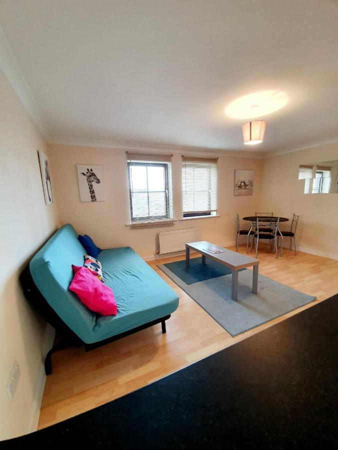Chelmsford Town Centre Apartments With Car Parking Extérieur photo