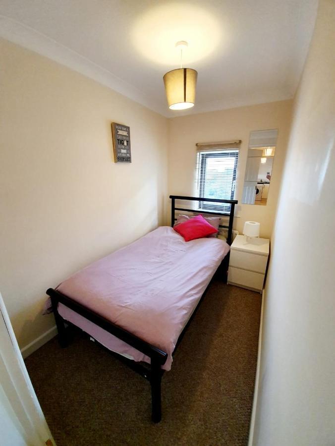Chelmsford Town Centre Apartments With Car Parking Extérieur photo