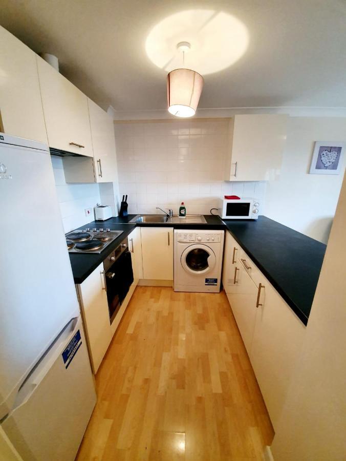 Chelmsford Town Centre Apartments With Car Parking Extérieur photo