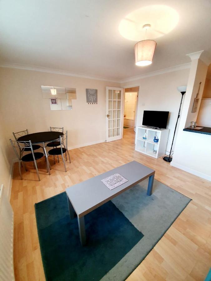 Chelmsford Town Centre Apartments With Car Parking Extérieur photo