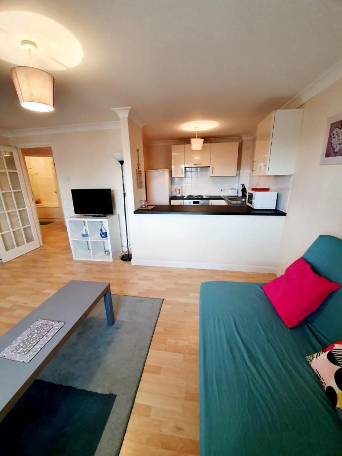 Chelmsford Town Centre Apartments With Car Parking Extérieur photo