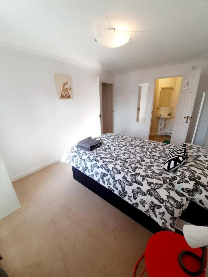 Chelmsford Town Centre Apartments With Car Parking Extérieur photo