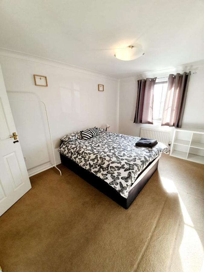 Chelmsford Town Centre Apartments With Car Parking Extérieur photo