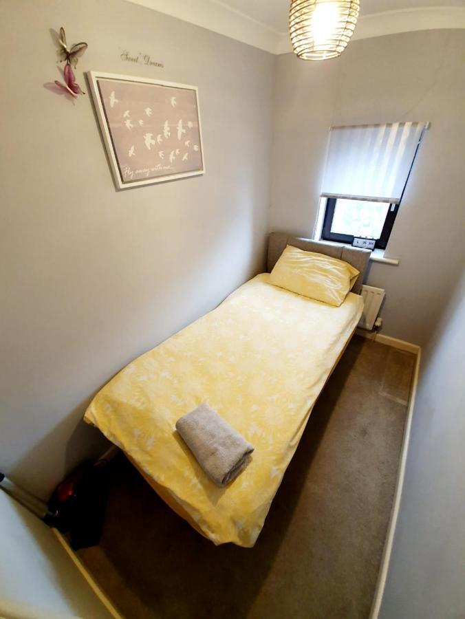 Chelmsford Town Centre Apartments With Car Parking Extérieur photo
